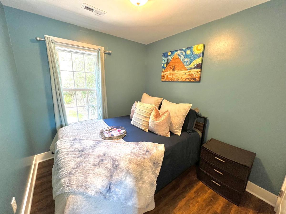 Stylish Cozy Tree House Pet Friendly!!! Villa Wilmington Exterior photo